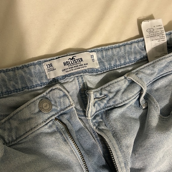 Distressed jeans from hollister. Size 13r. Light blue - Picture 3 of 3